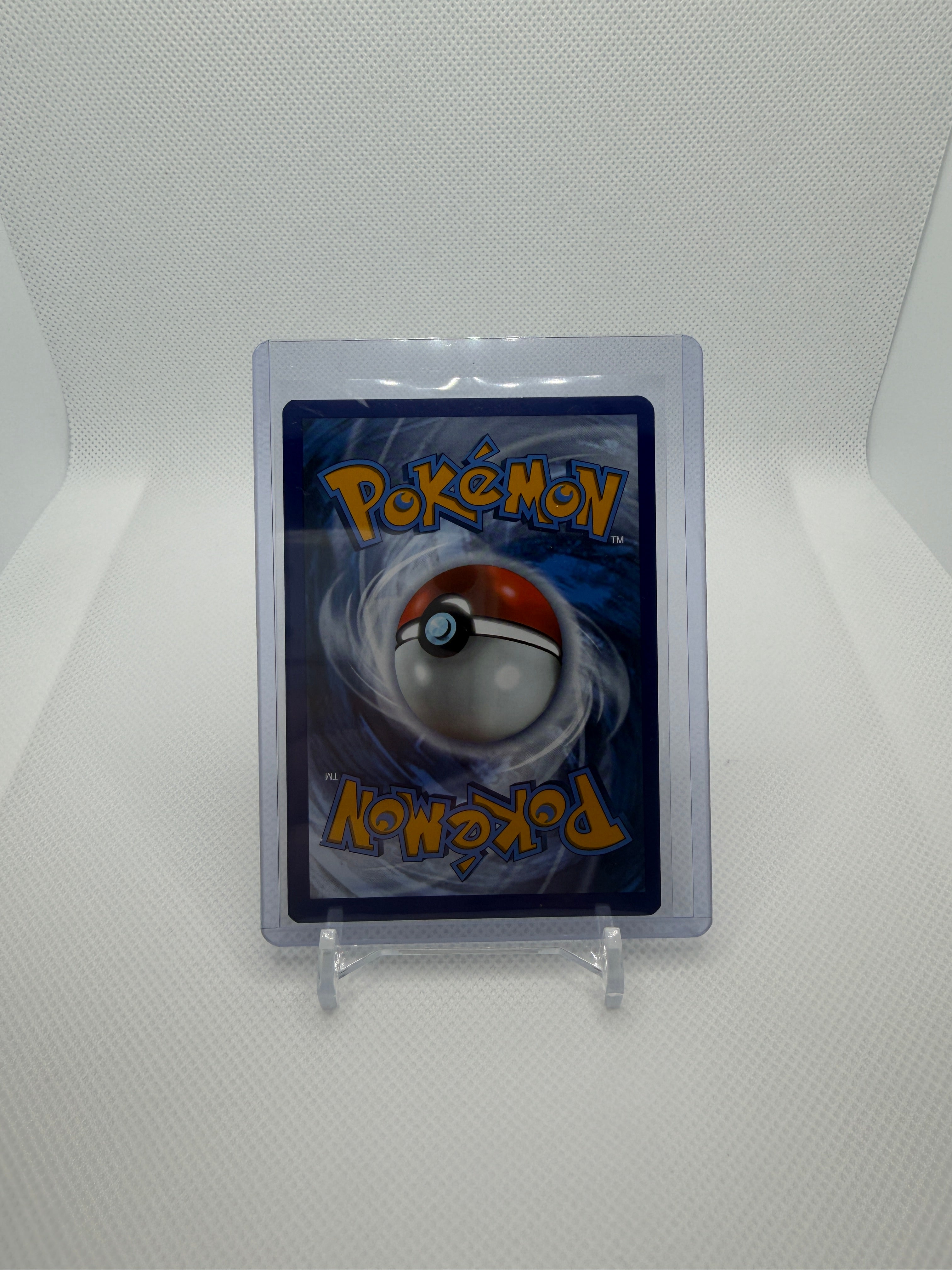 Smeargle TG10/TG30 Silver Tempest Trainer Gallery Pokemon Card